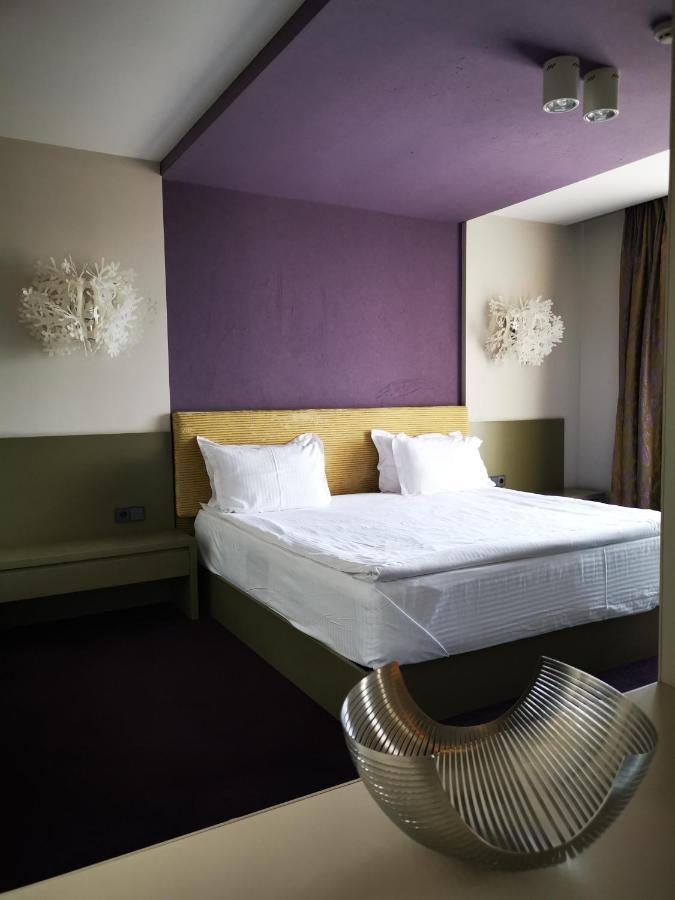 Park Hotel Romantica Svilengrad Eksteriør billede