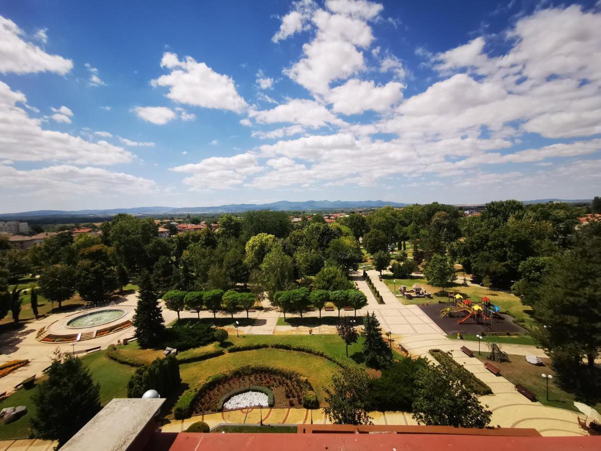 Park Hotel Romantica Svilengrad Eksteriør billede