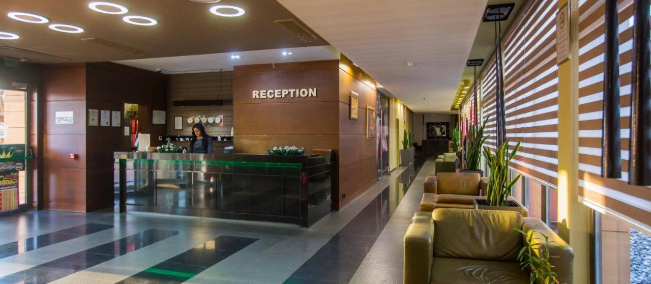 Park Hotel Romantica Svilengrad Eksteriør billede